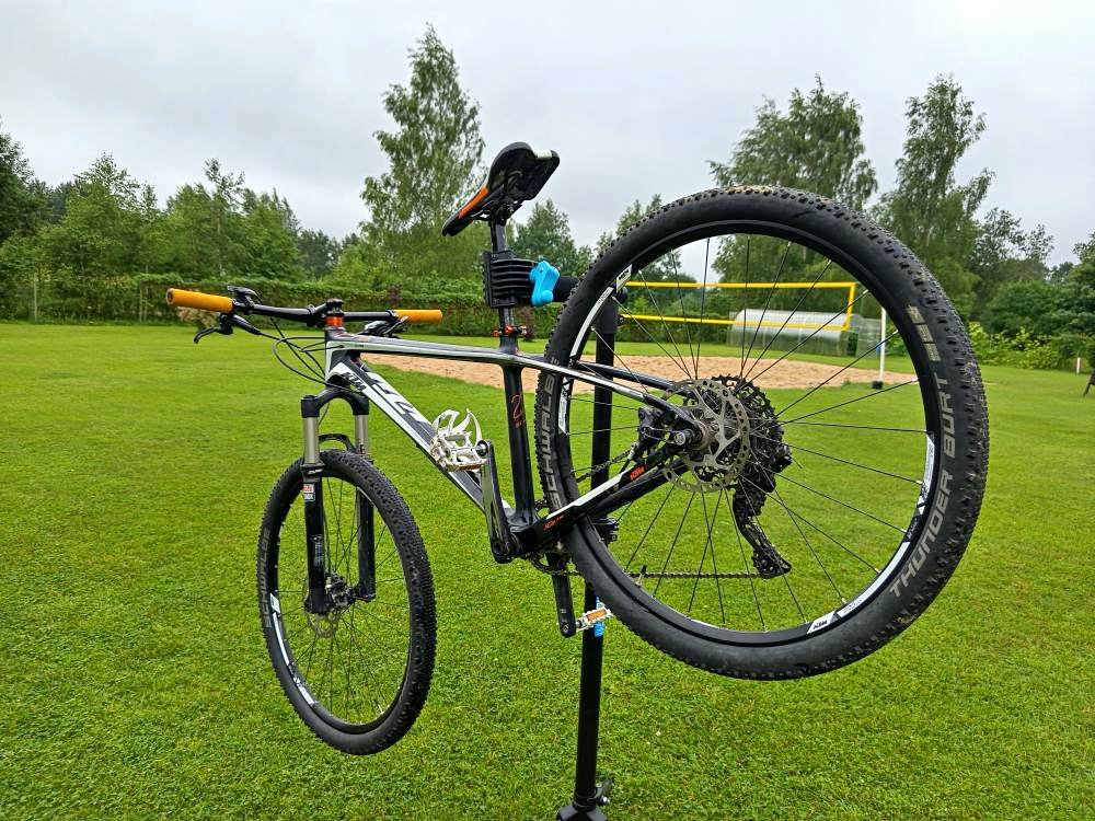 Pārdodu kalna riteni mtb