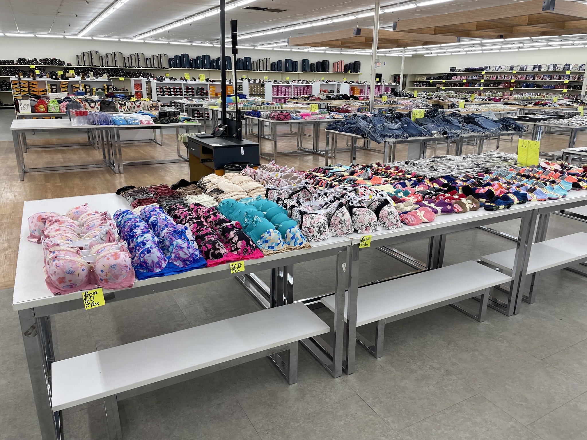 Crazy Dave's Discount Store new location and hours
