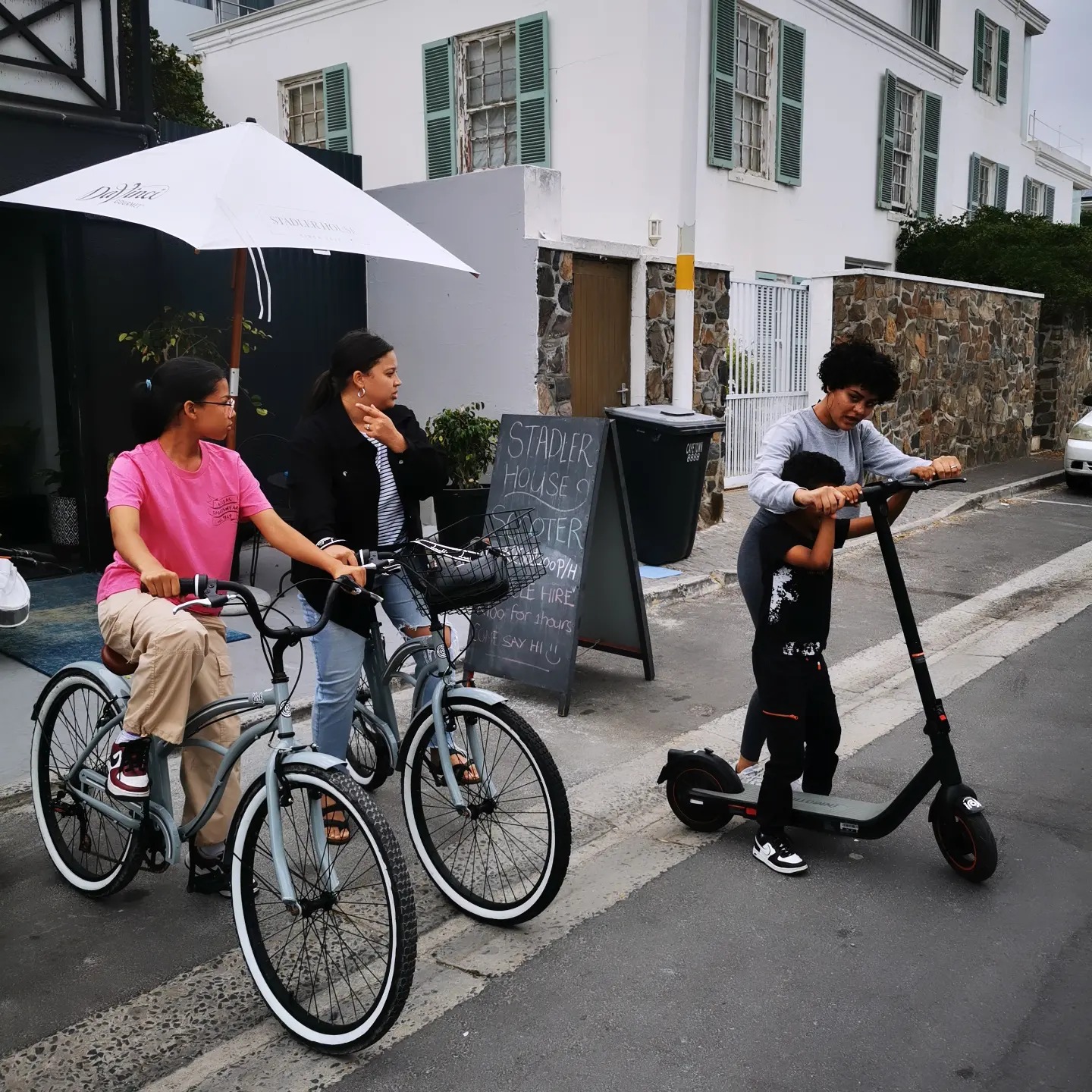 Iroll - electric rides | Milnerton