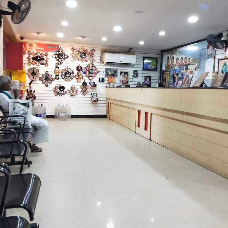Chitra Colour Lab & Studio