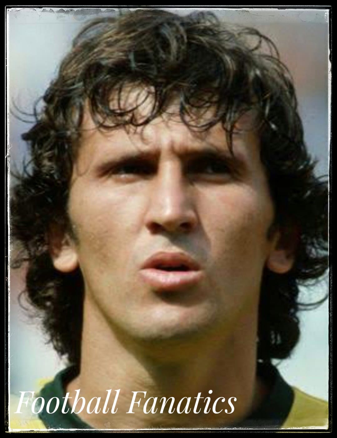 Brazilian legend Zico 🇧🇷 in the colors of Flamengo 🔴⚫️ in