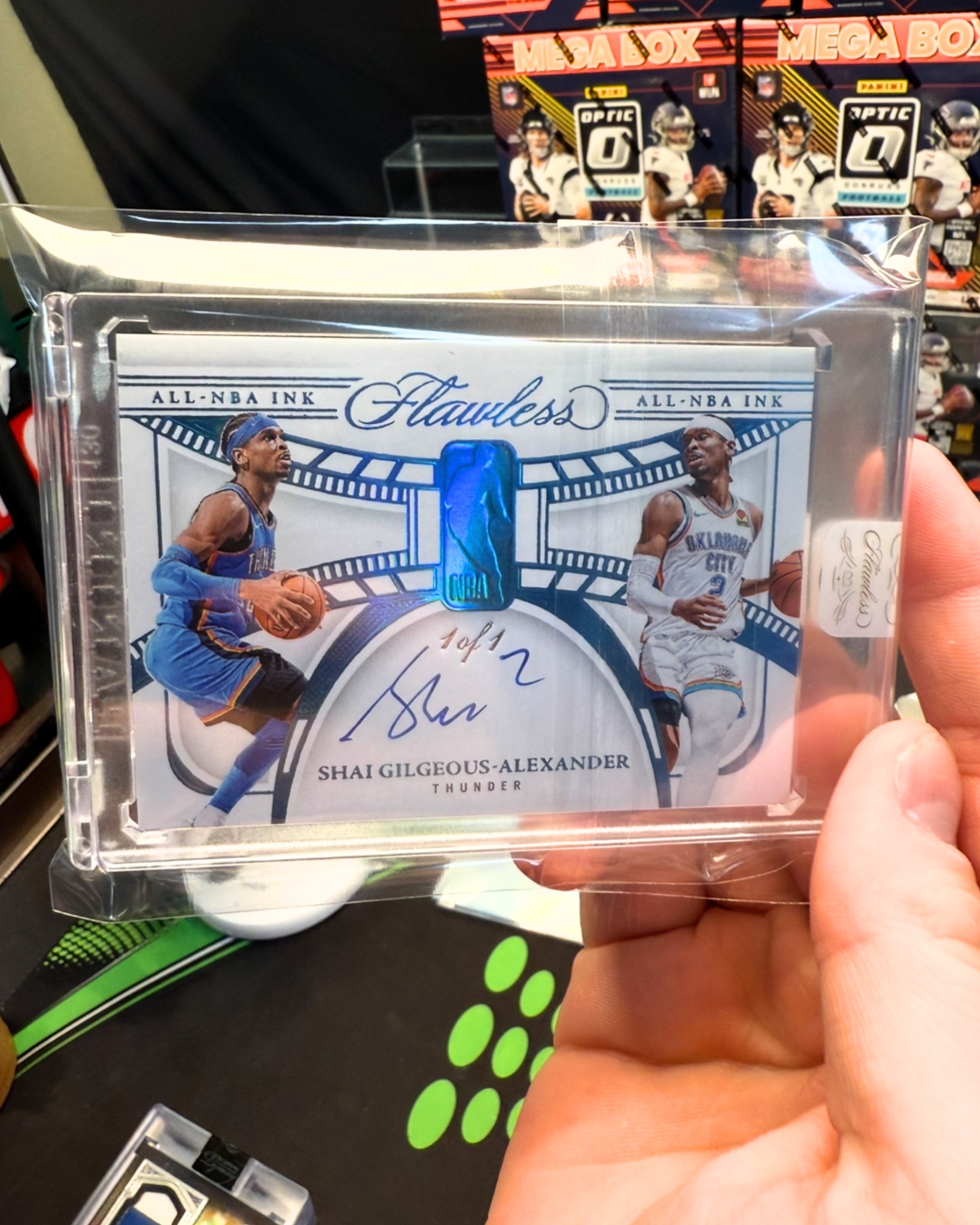 FIRST LOOK: Shai Gilgeous-Alexander on-card orange autograph in 