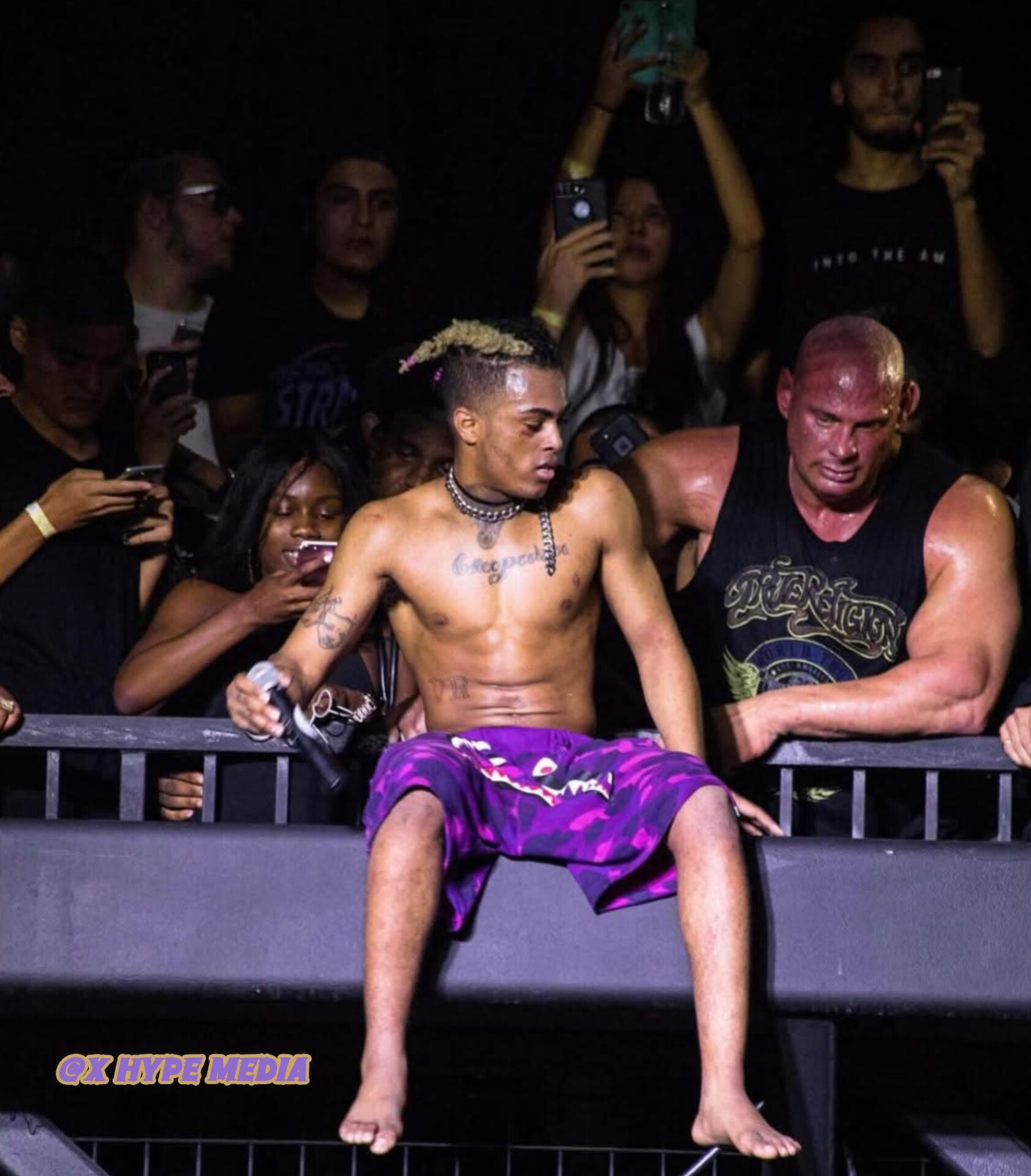 xxxtentacion performing on stage