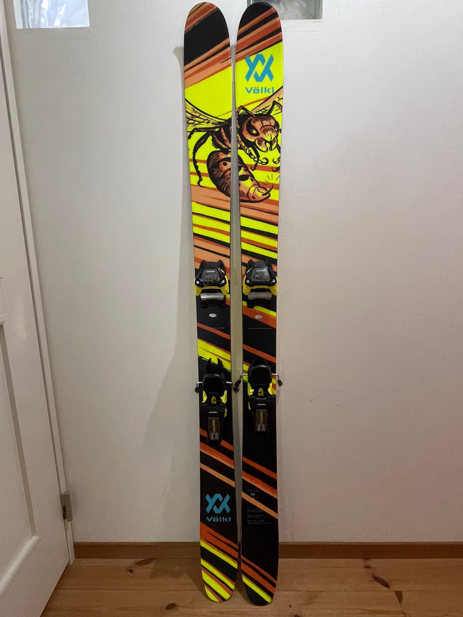 新品希少　1000 SKIS PARK 178cm スキー板　センター95 新品希少1000 SKIS PARK 178cm スキー板センター95