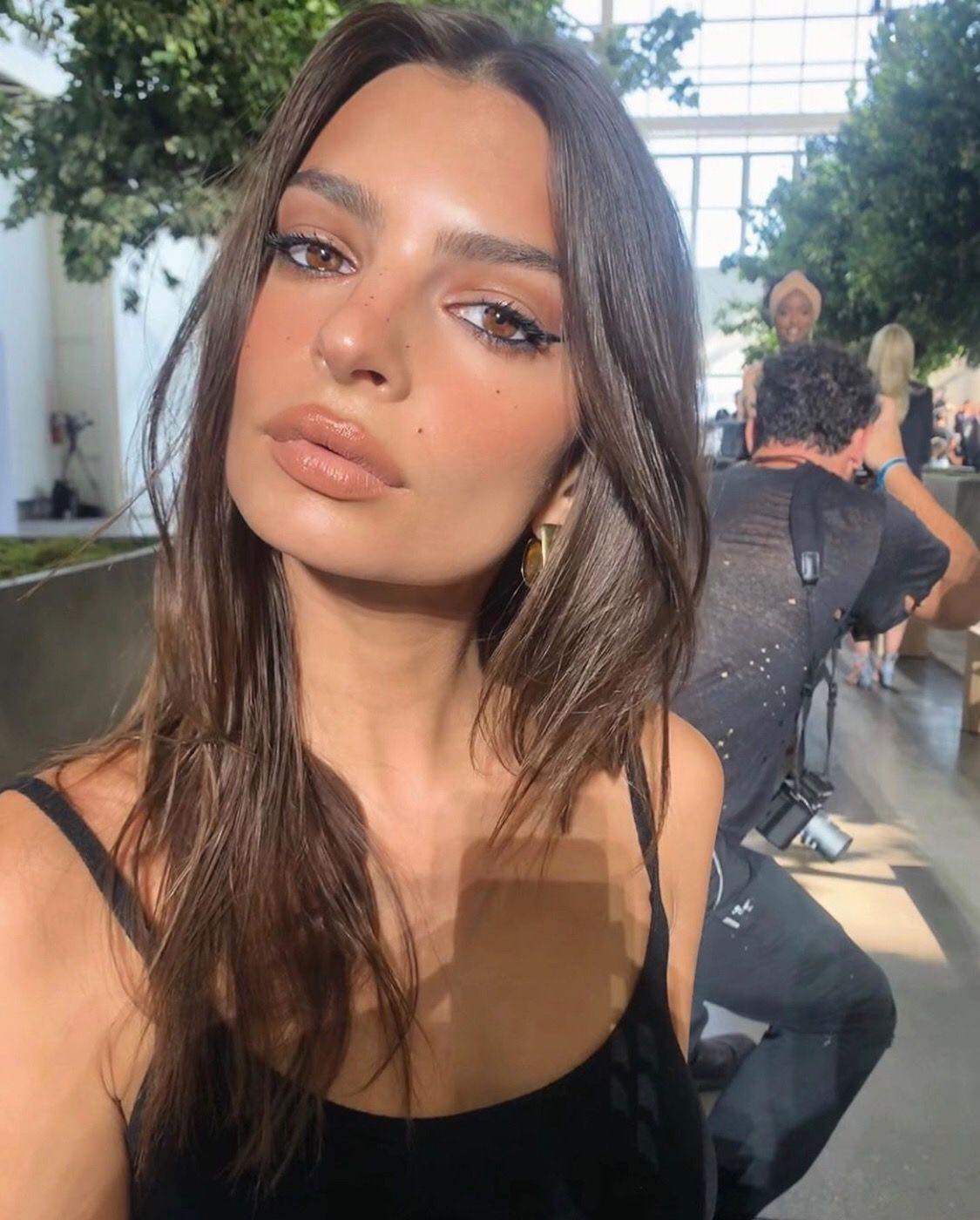 Emily Ratajkowski ( Fans ) | Facebook