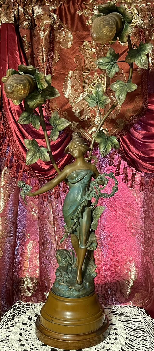 What is the value of an Art Nouveau lady lamp from France?