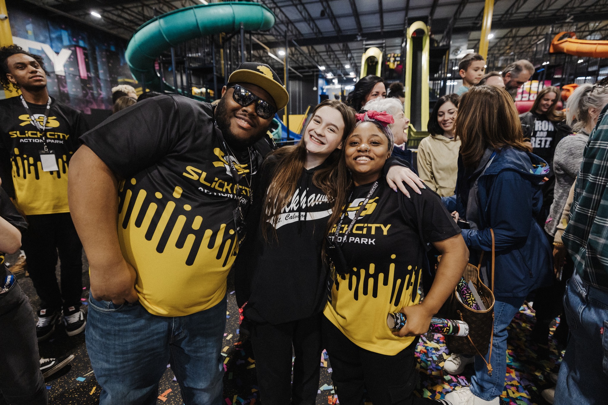 Slick - 🚨 WE’RE HIRING! 🚨 Ready to work where the vibes are high and ...