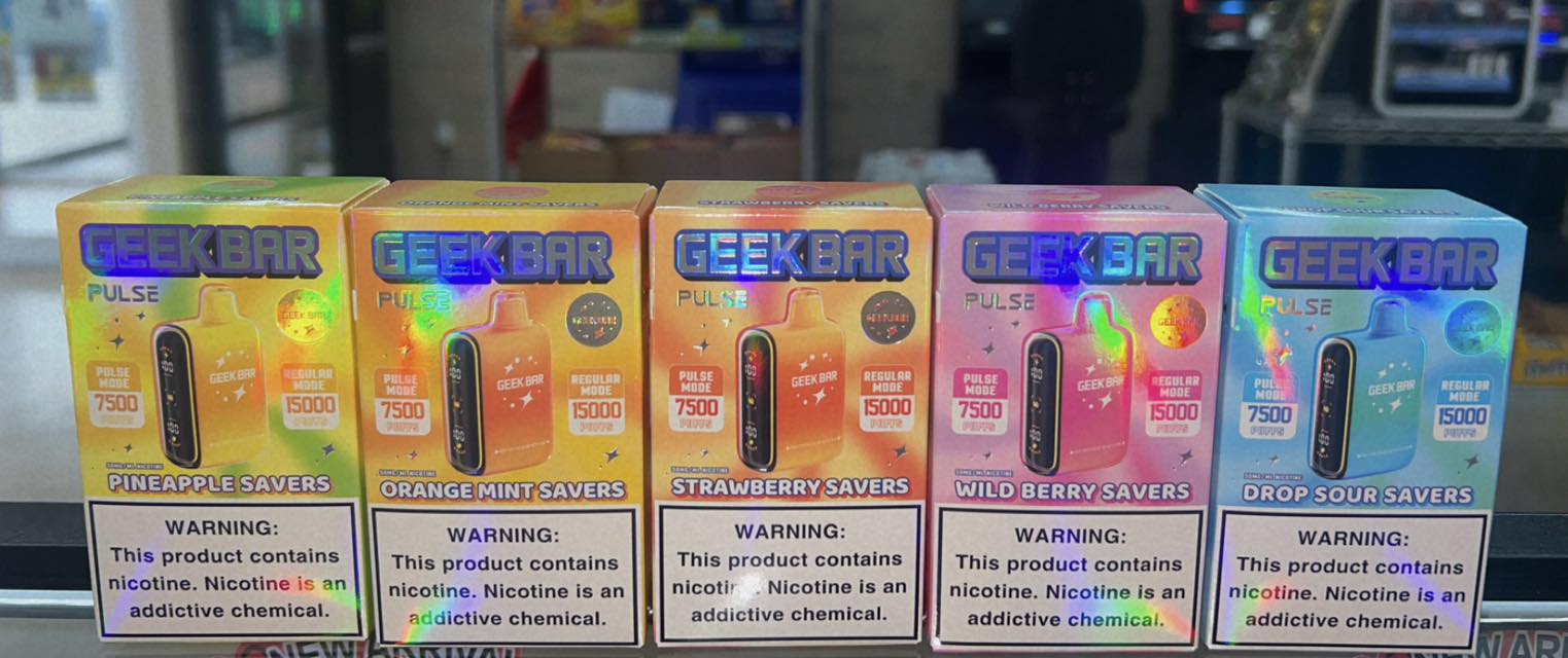 drop sour savers geek bar flavor profile Are you a fan of Lifesavers candy? The Vapor Lounge has stocked new flavors that strive to replicate that same taste. Don't miss out on these new flavors. 😋 $17.99 DISPOSABLE ALTERNATIVE E-liquid flavor:Strawberry B-POP Geek Bar Zero Nicotine