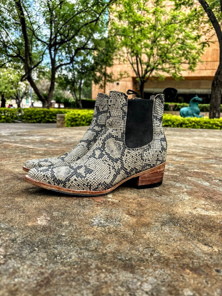 Santo Malverde Boots