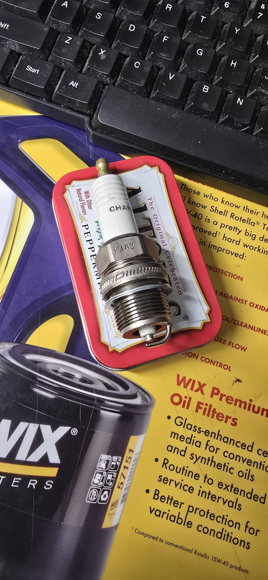 エンジェル What are these spark plugs and how do I clean them?