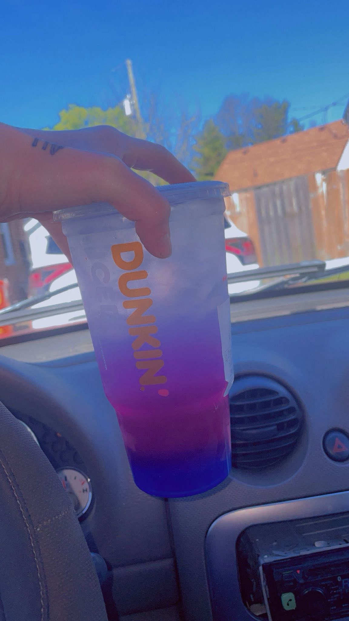 Dunkin’ World | Strawberry lemonade with blue raspberry 😍 Innnn ...