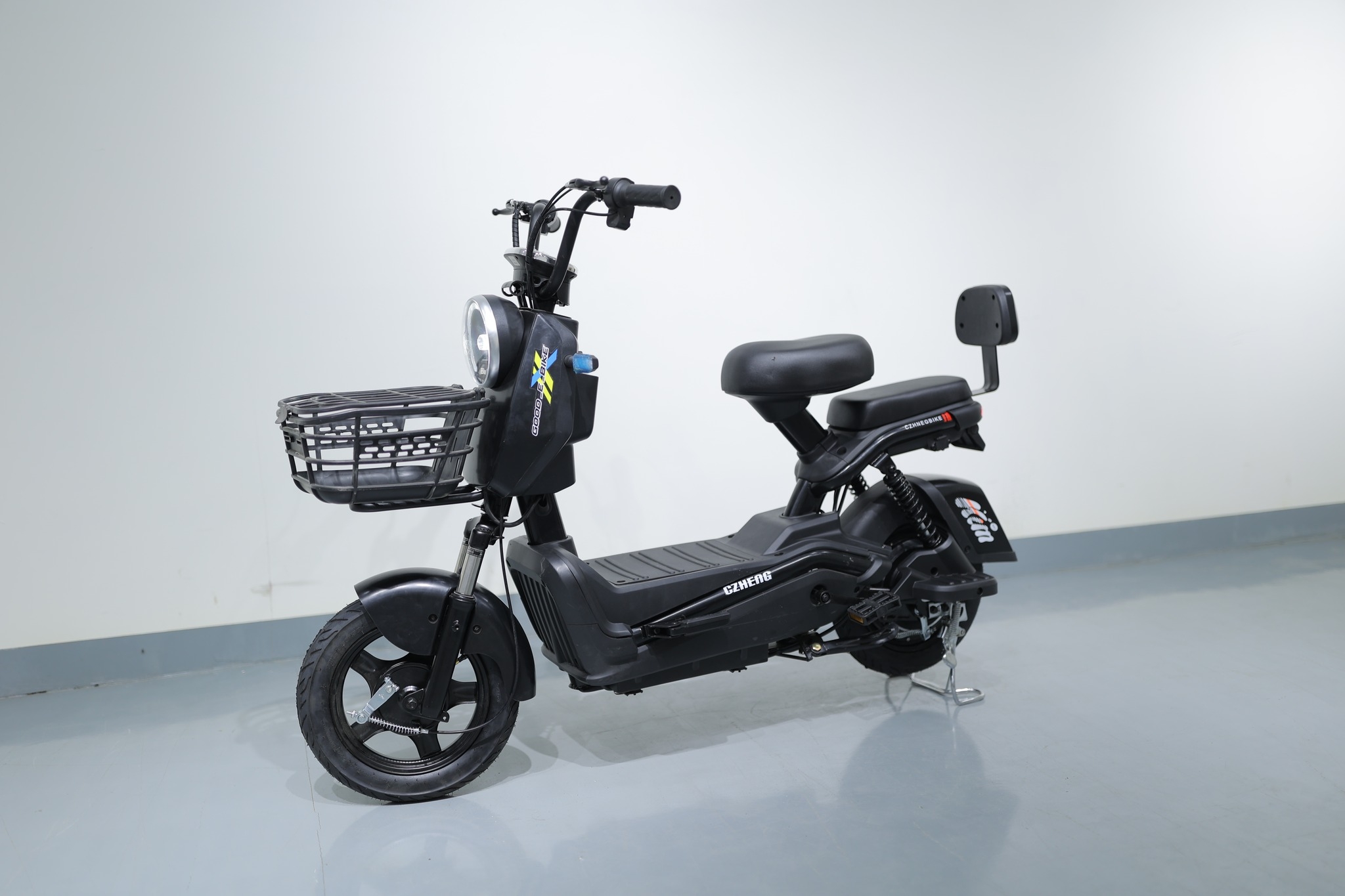 China factory kid electric drifting scooter car ,8 inch，350W motor ...