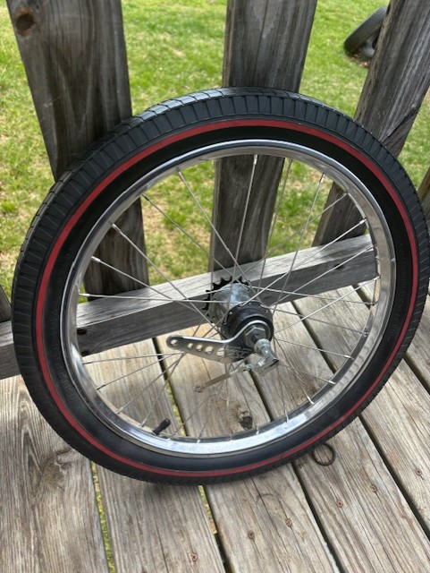 bicycle wheel with 3 speed hub Tracer WH-2640RK3-PLS-B Cruiser Set 26" x4.0 Sturmey Archer inter-3 Aluminum Hubs/Polished RK3 is a hub kit containing everything you need for building up a wheel with an internally geared hub. Soma Iggy 3-Speed 700c Rear