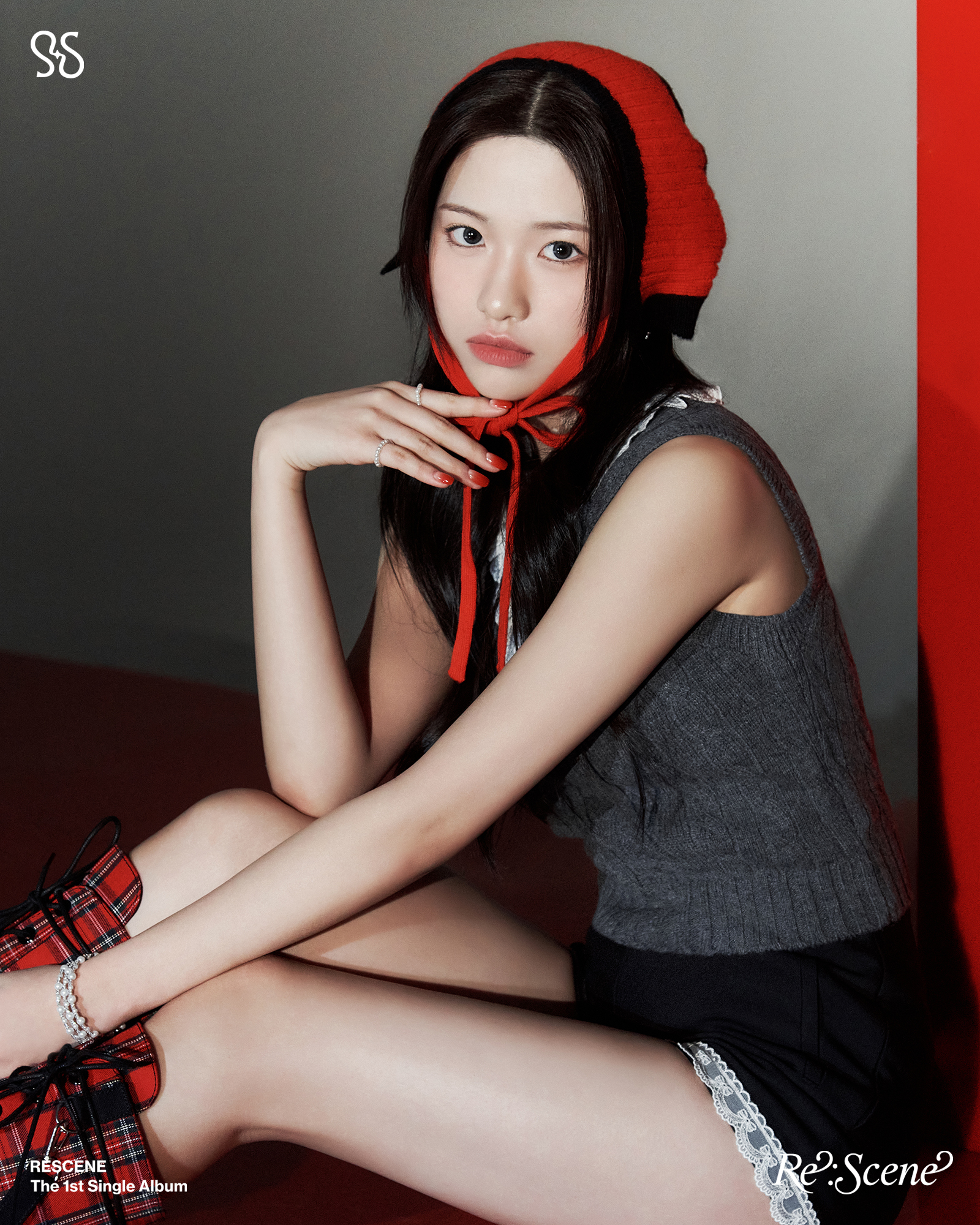 RESCENE The 1st Single Album [Re:Scene] CONCEPT PHOTO ver.2 : ZENA