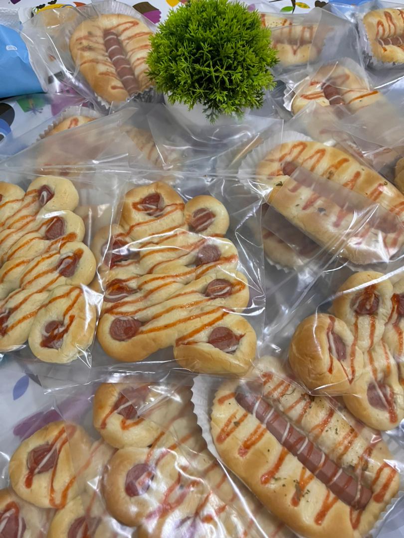 Moon - 🥐 Roti Sosej Super Sedap ! Super Kenyang ! 🥯 kenapa kitorang ...