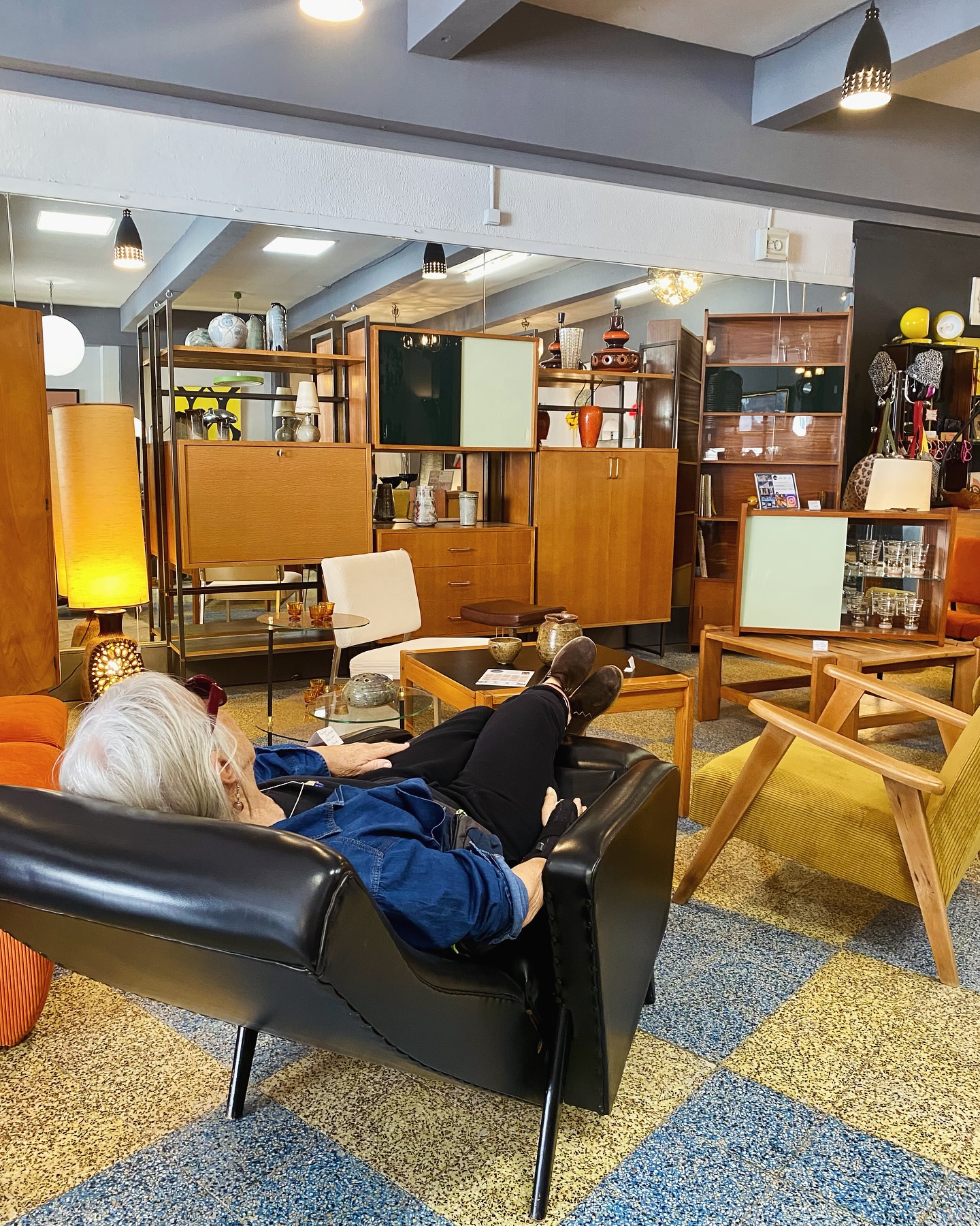 Imaginez-vous dans un fauteuil qui... - Lab Concept Store