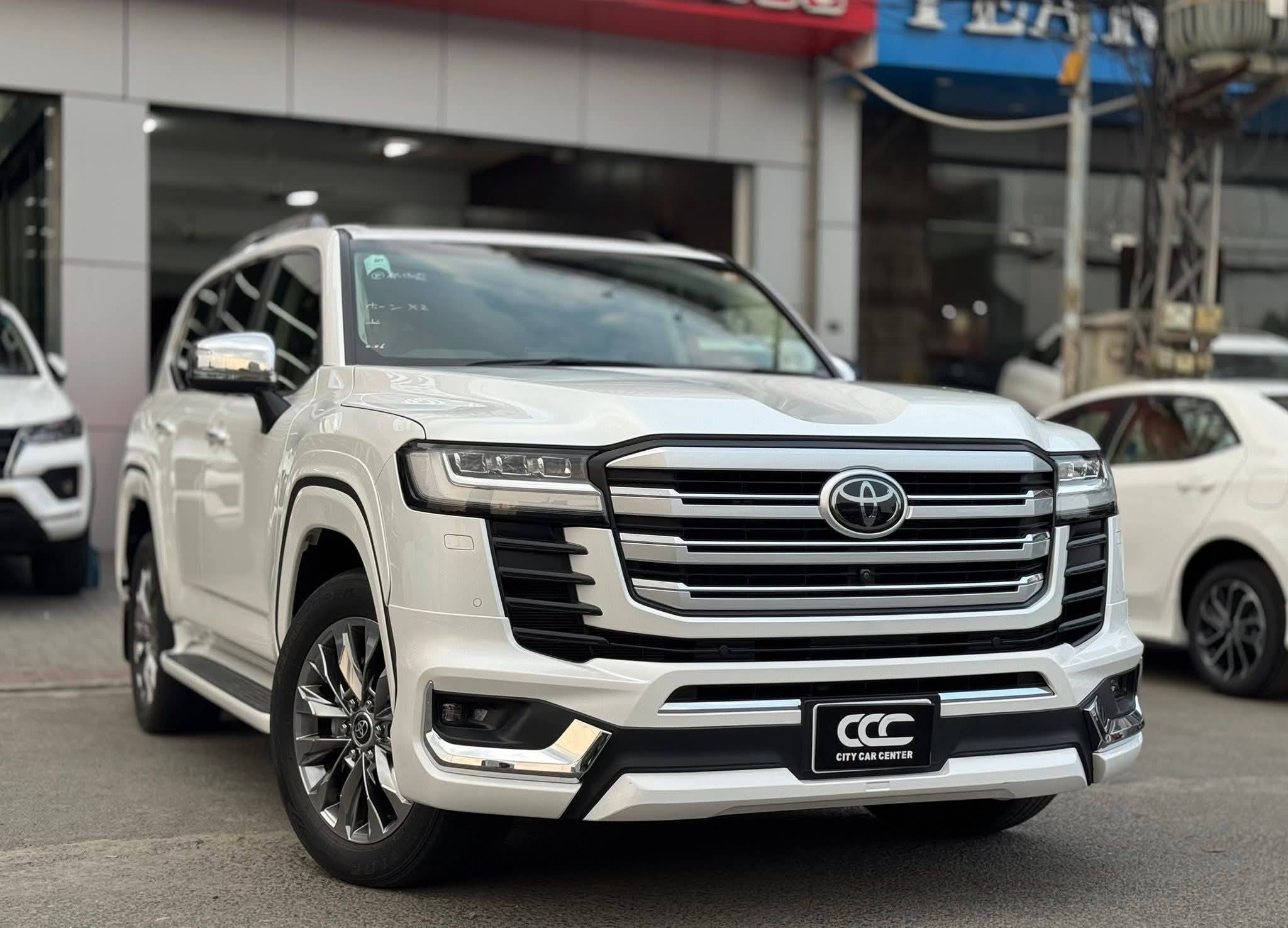 Toyota Land Cruiser Zx♥️♥️🤍🇿🇲🇿🇲 3.3L V6 Turbo Diesel