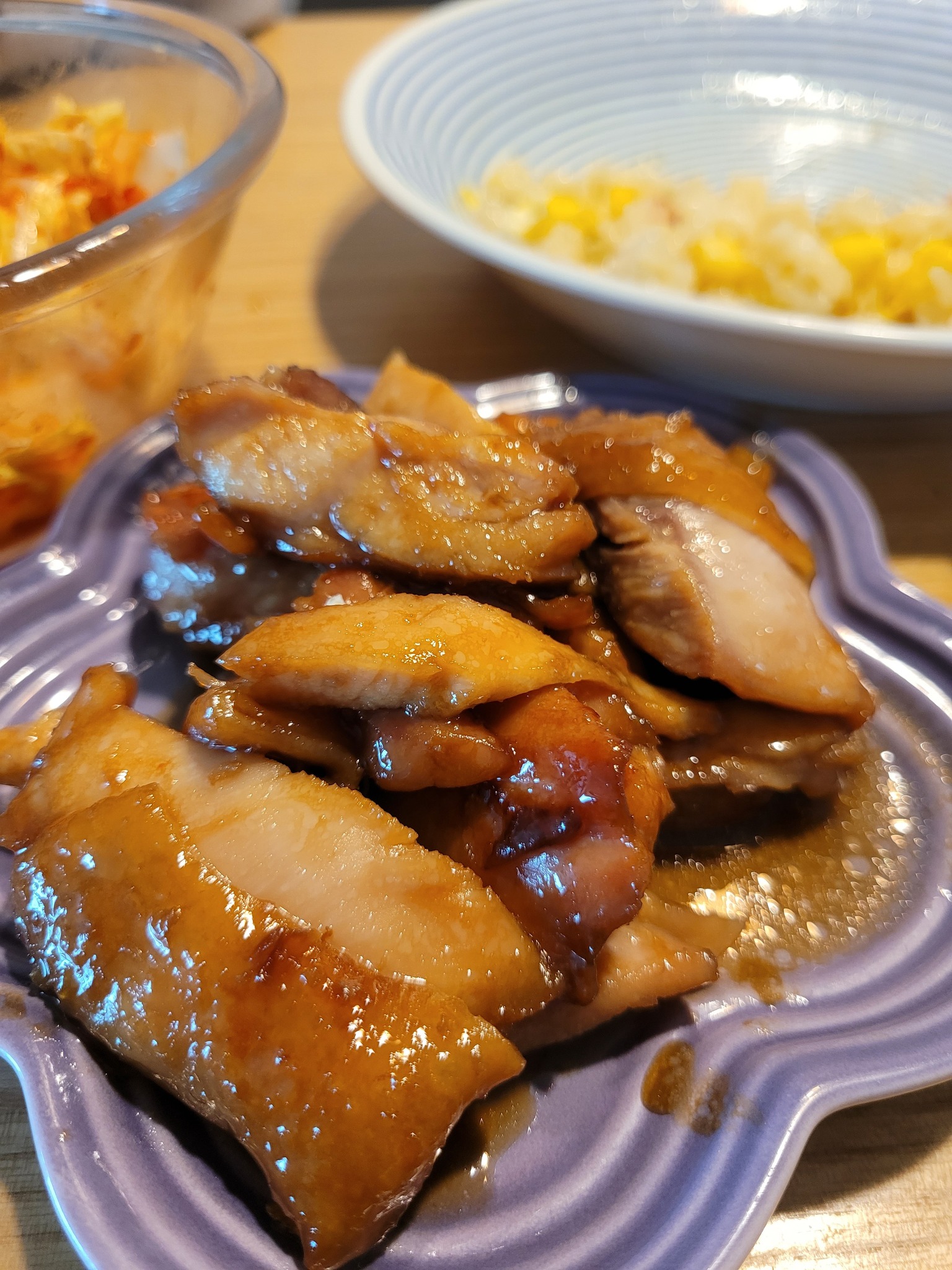 跟著麗伶到韓國 - #今日晚餐蜜汁雞腿排 澄哥四點下課到回家， 四點半就要備好晚餐等他回來吃飯， 約五點前就要吃完飯了。 五點10分出門去 ...