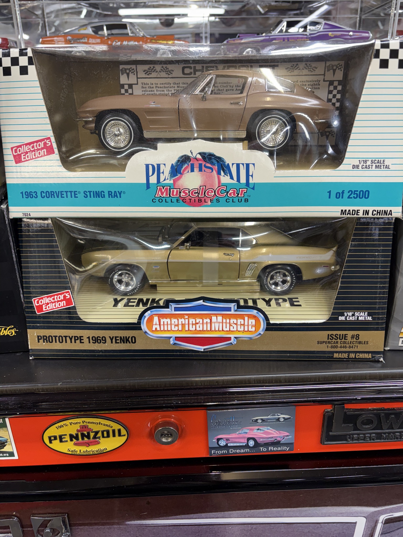 Collectible die-cast metal 1:18 scale model car from the Ertl
