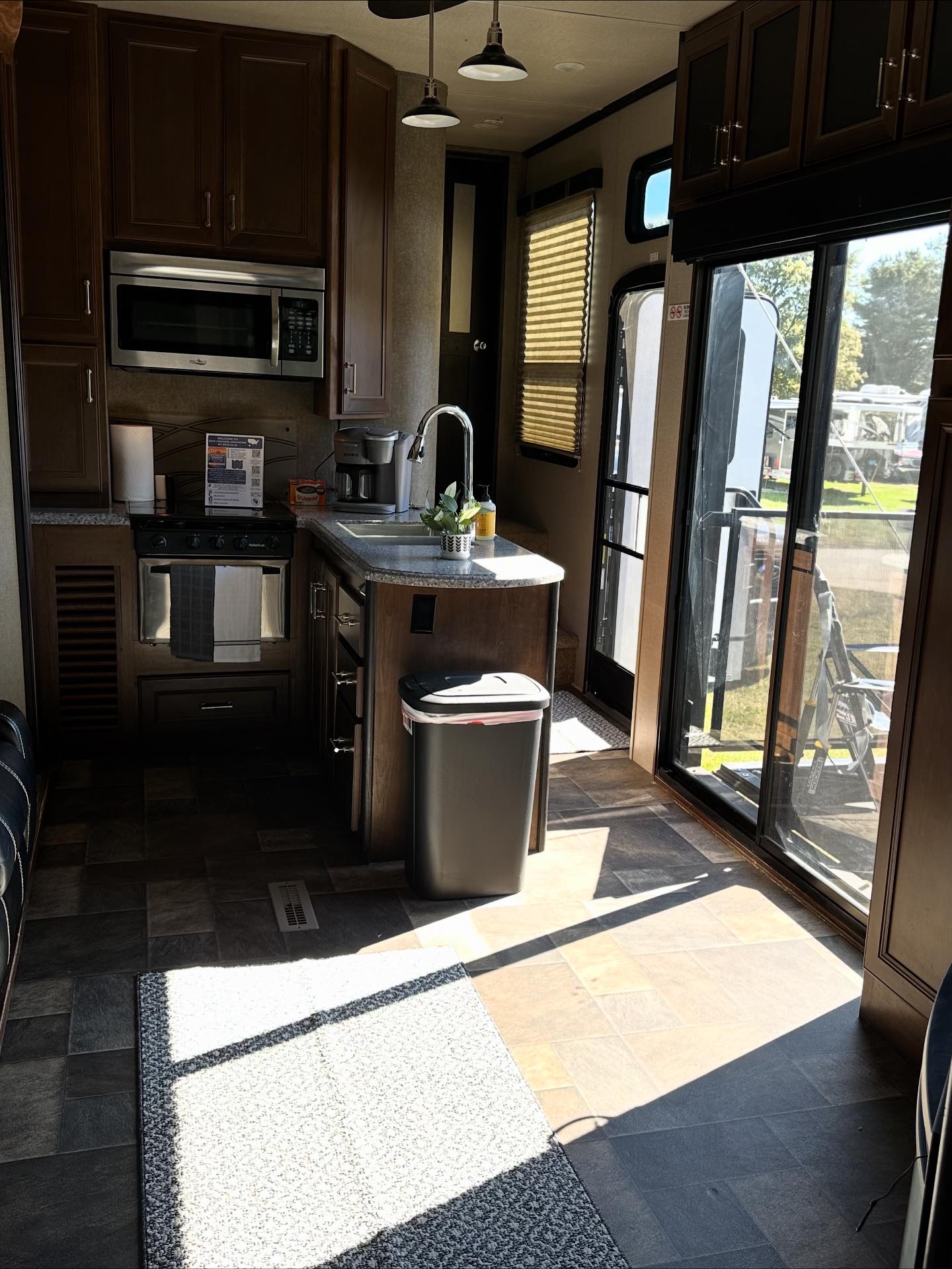 Destination Unknown RV Rentals | Georgetown KY