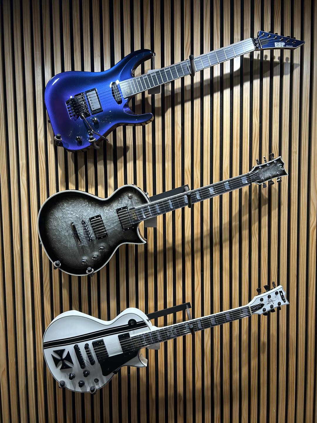 Unveiling my new ESP Guitars custom LK99 | Red Devil Vortex