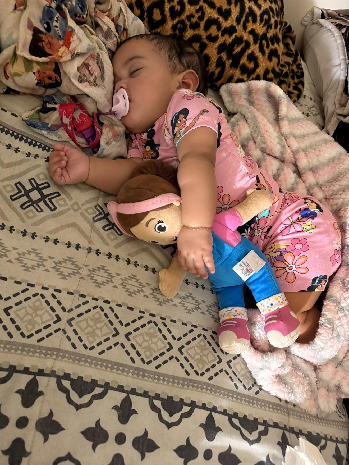  × everyone Pants “Black” m Ms. Rachel PJs Availability and Sizing Discussion