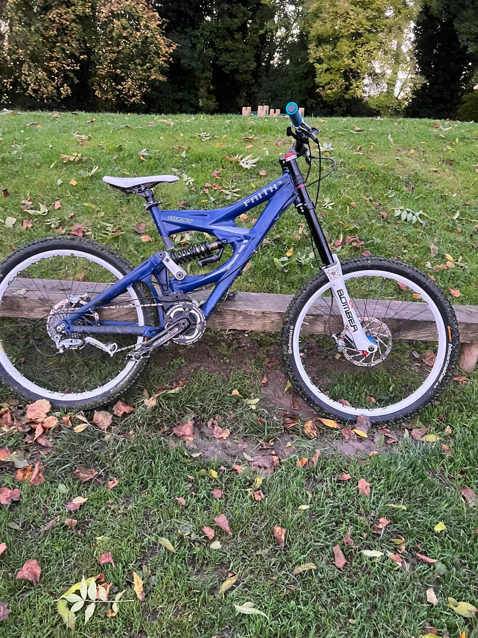 What is the worth of a fixie bike with carbon cockpit and sniper