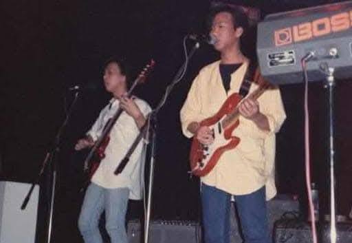 Band - 1986年4月4號「BEYOND」在香港中環藝穗會自資舉行「剖析聚會•再見理想」音樂會。「BEYOND」差不多演奏完【再見理想 ...