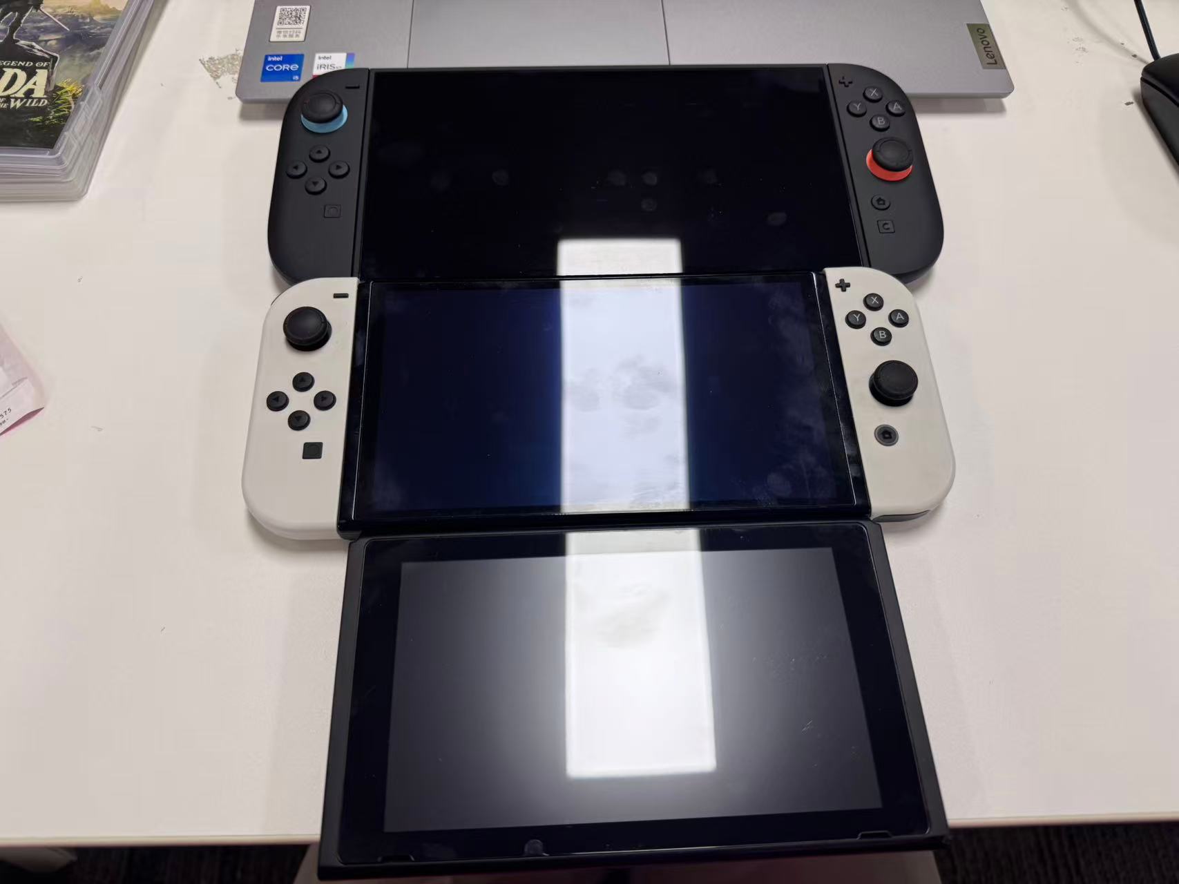 The screen of the switch 2 its huge! 😱 here a comparision with