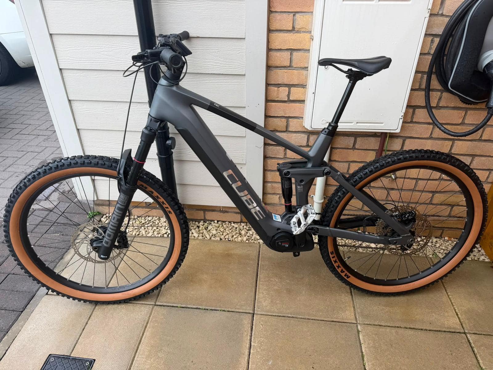 mountainbike 27 zoll gebraucht Berlin Bike MTB1 27,5 Robustes für Damen & Herren – Fahrradkauf24 Kinderfahrrad, Stitch 16 Zoll on-sale-flow Color:Schwarz/Rot - Grau