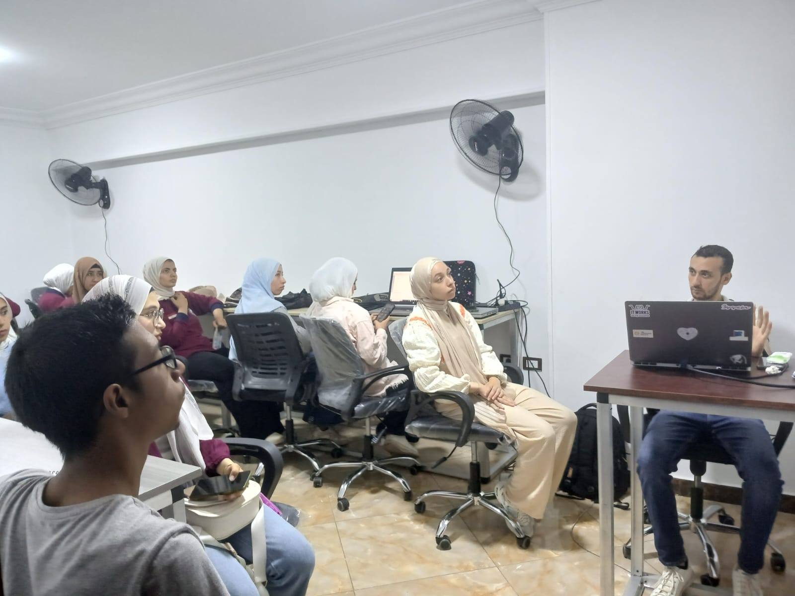 Devbyte - 🚀 رحلتك مع Devbyte تبدأ من هنا! يسرنا في Devbyte... | Facebook