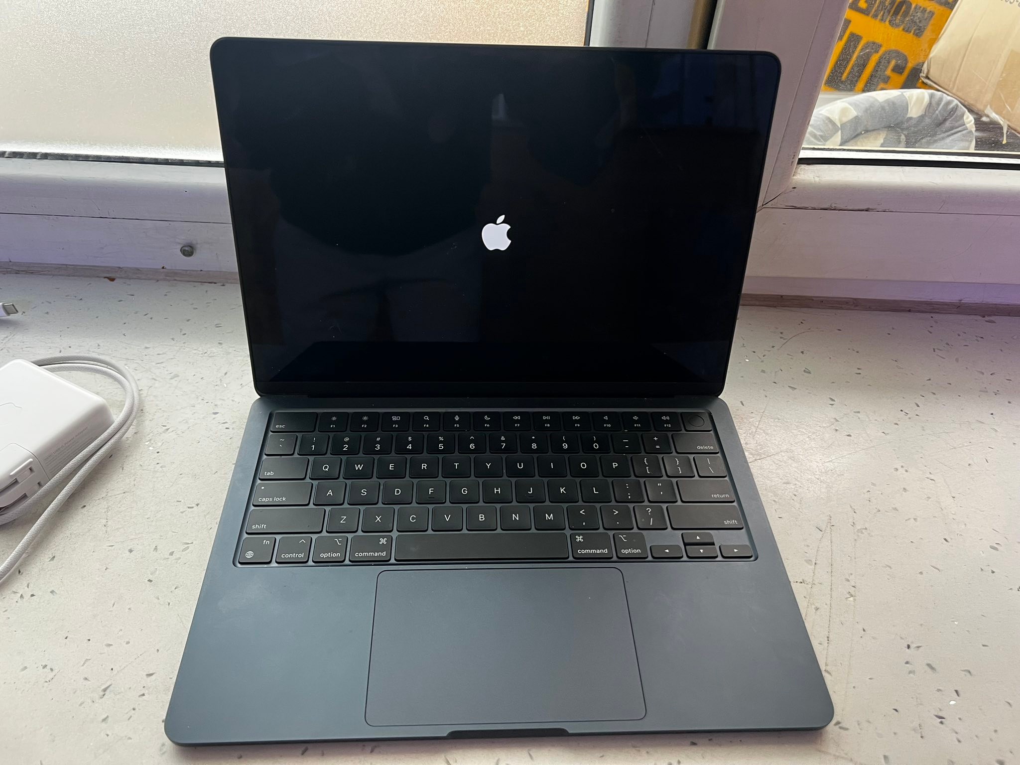 MacBook Air M2 8GB/512GB シルバー バッテリー99％ MacBook Air M2