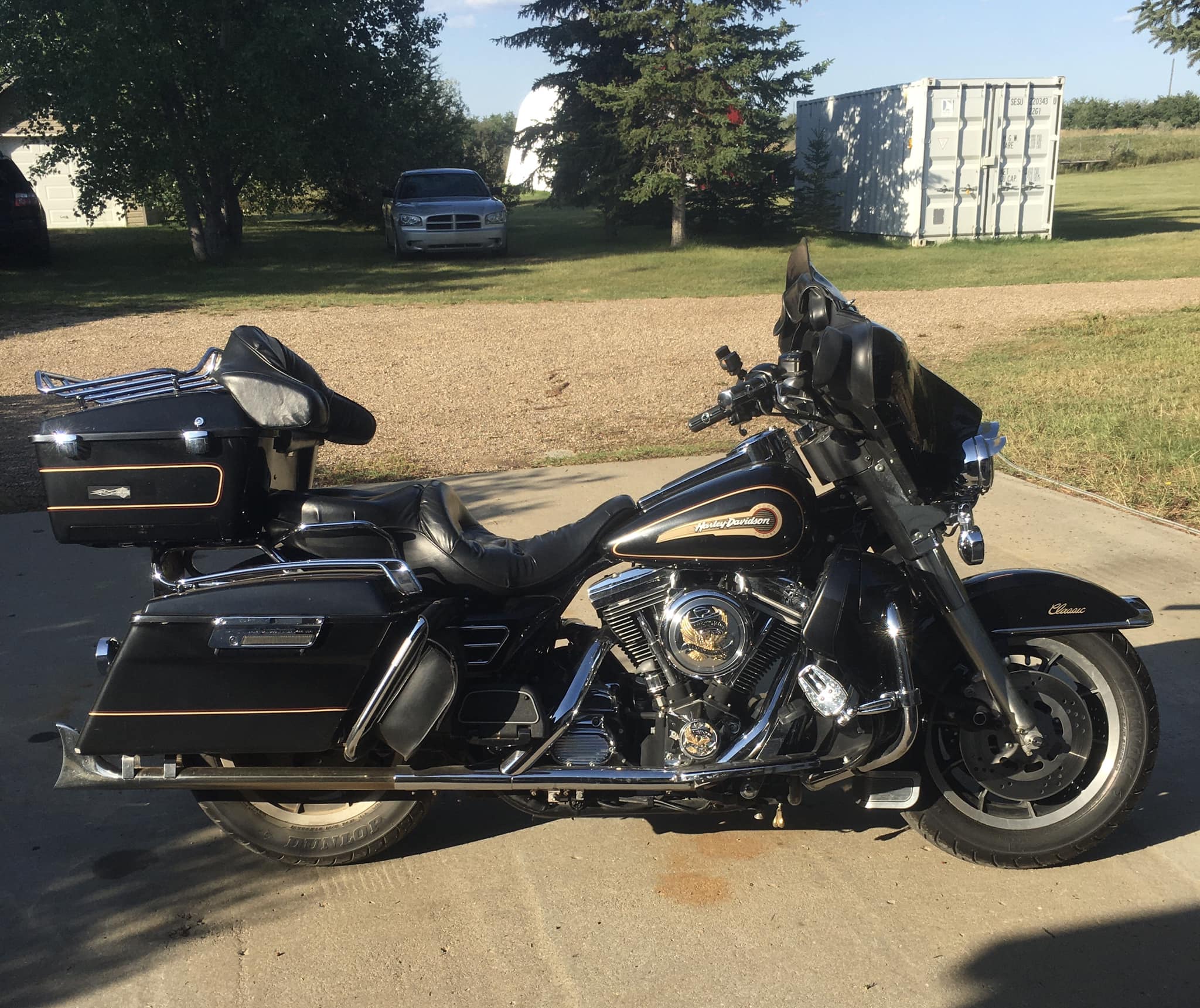 One Piece Driver & Passenger Seat Fit For Harley Electra Glide FLHT 97-07 Black