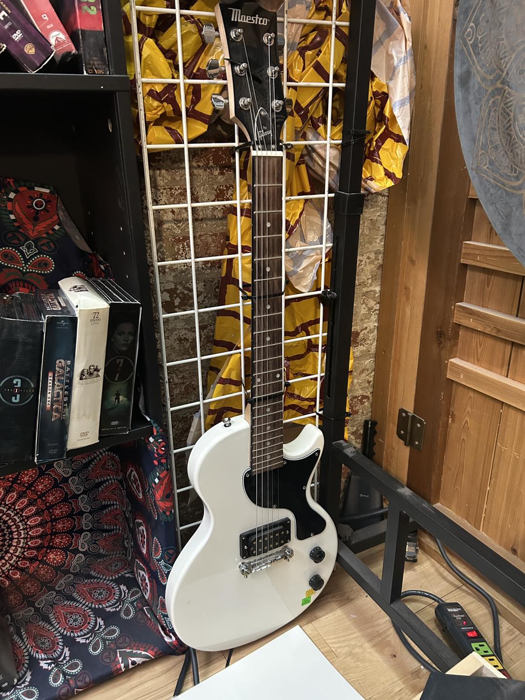 Is the Gibson Maestro Lespaul a good guitar?
