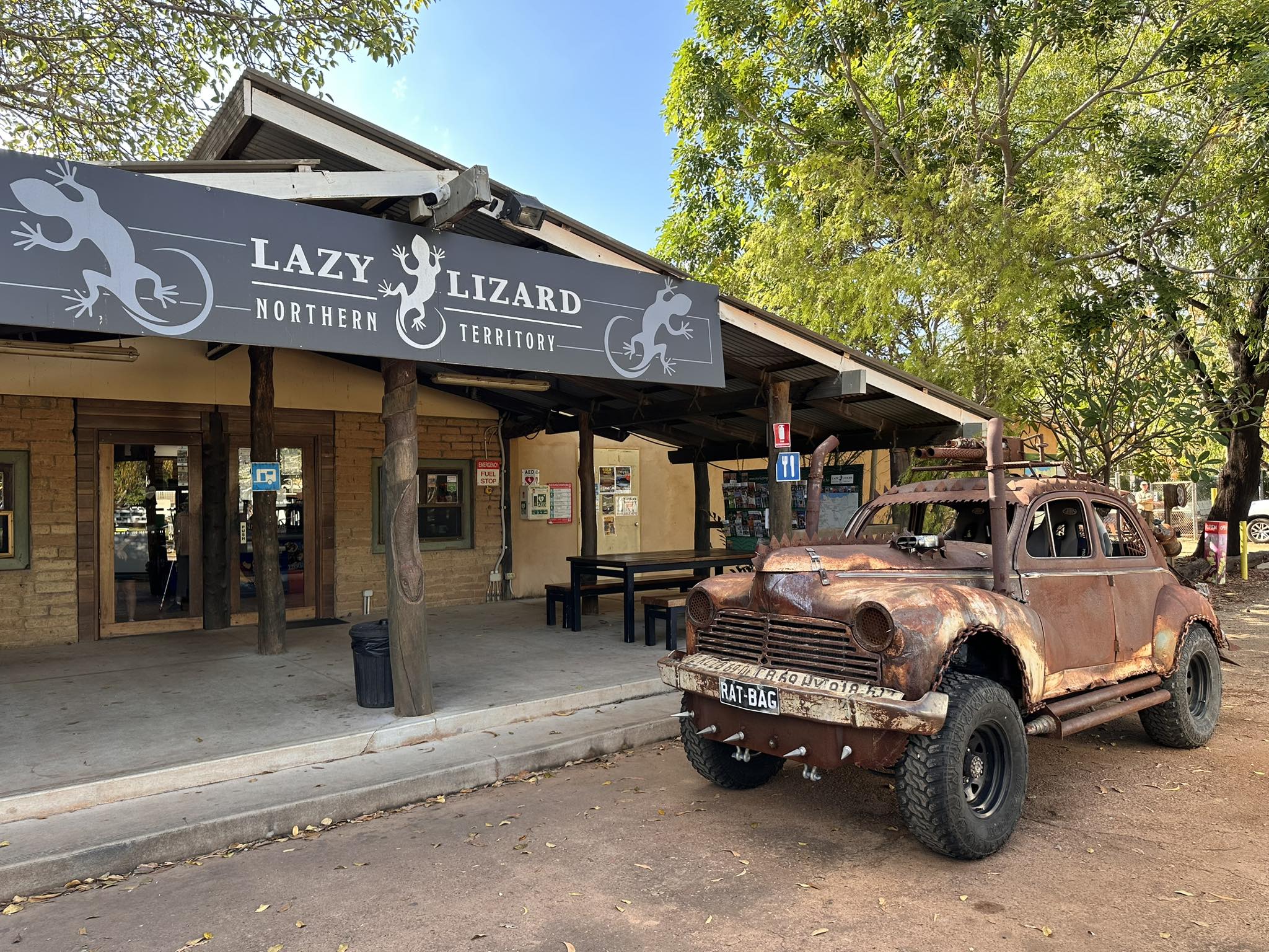 The Shed Lazy Lizard | Pine Creek NT