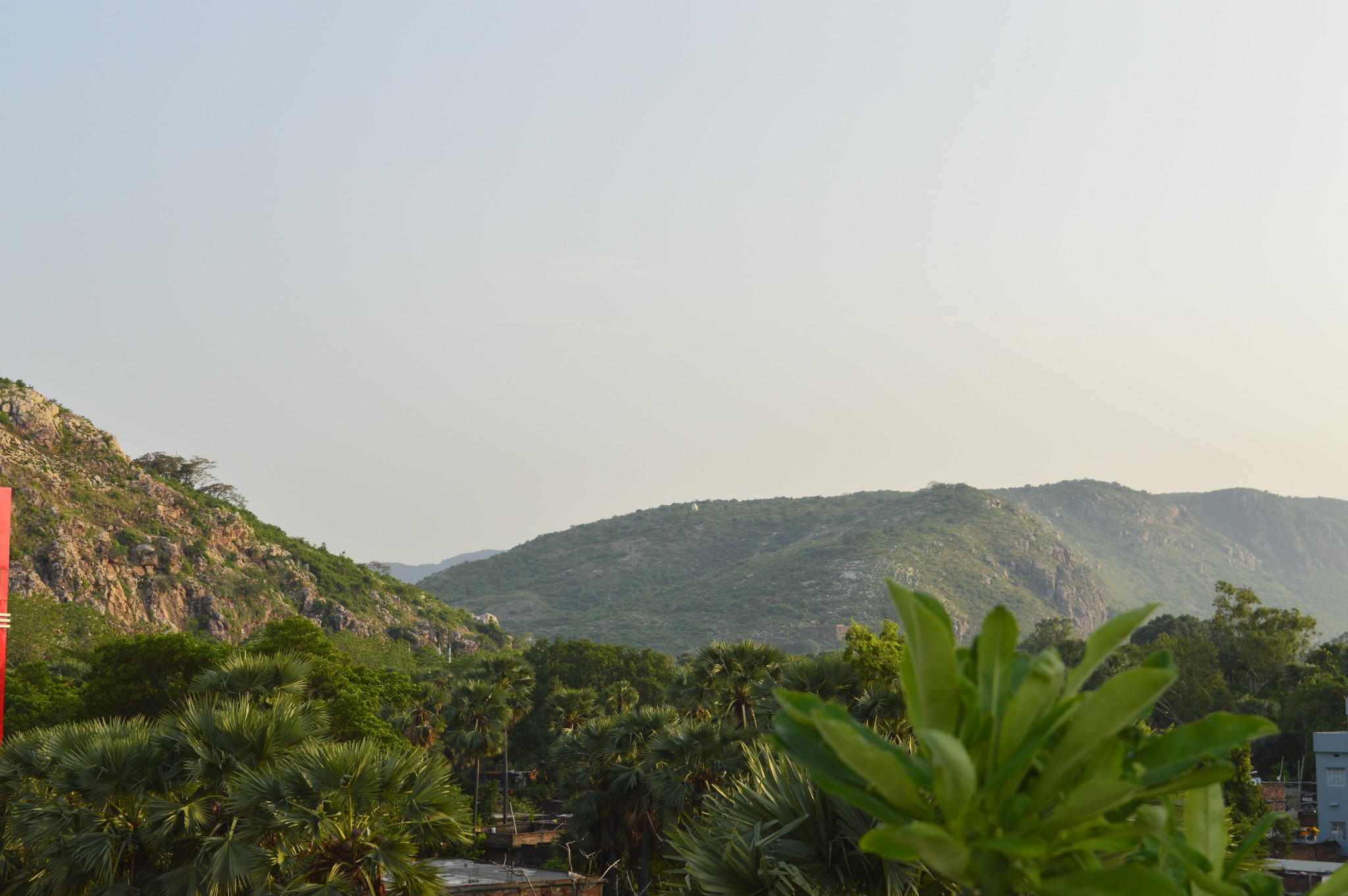 Aakarsh Hill View Hotel