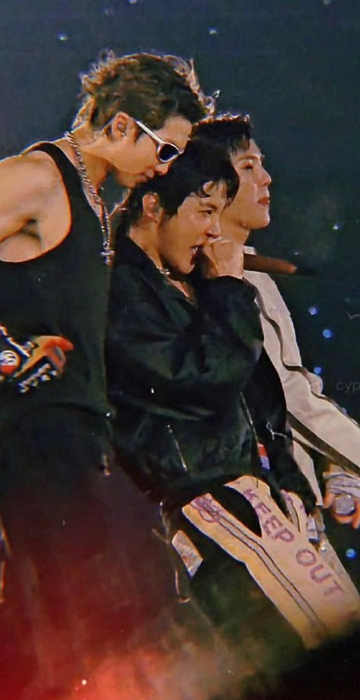 The best and most beautiful rap line in the world and so unique