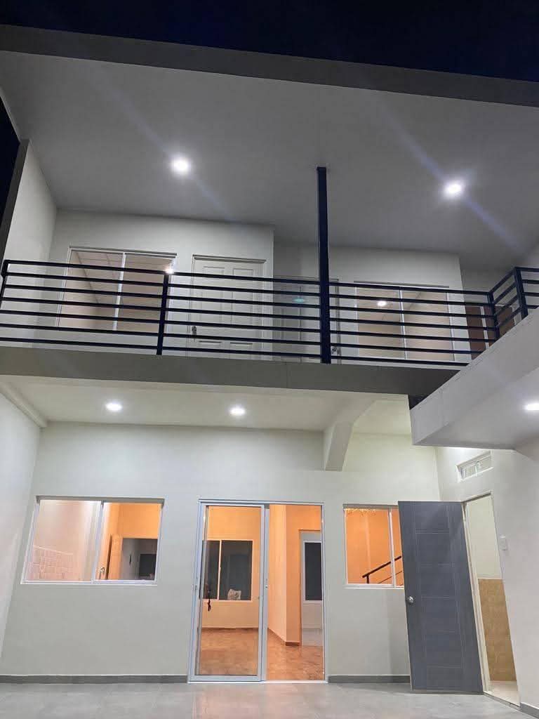 🏠Venta de Casa 2 Niveles Santa Ana
