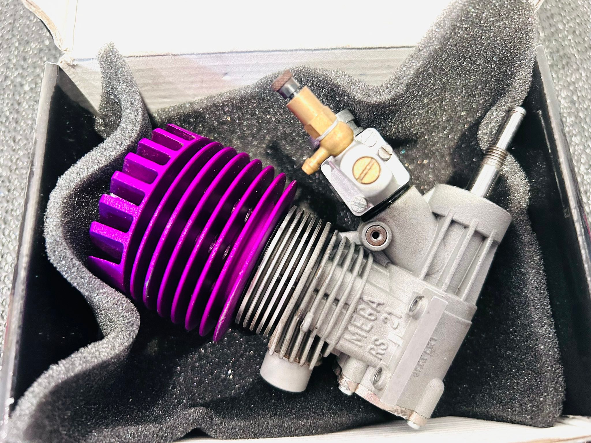 Serpent MEGA 15 ハイパフォーマンス ラジコンエンジン Serpent MEGA 15 ハイパフォーマンス ラジコンエンジン Serpent Model