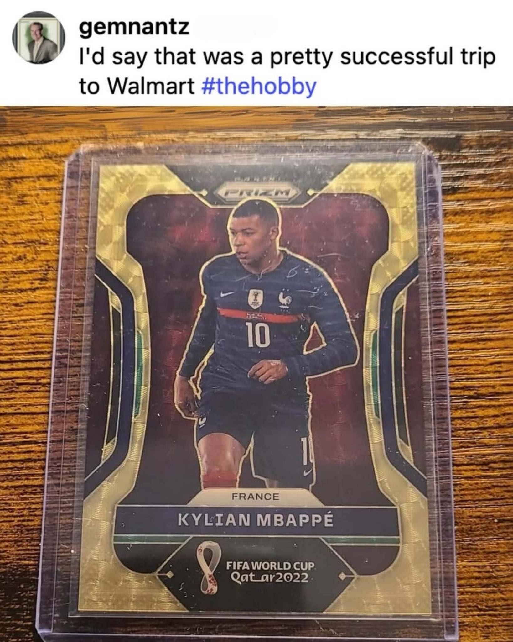 w*様 Kylian Mbappé トレーディングカード 1 of 1 This 1/1 Kylian Mbappé trading card just sold for $26,700 on