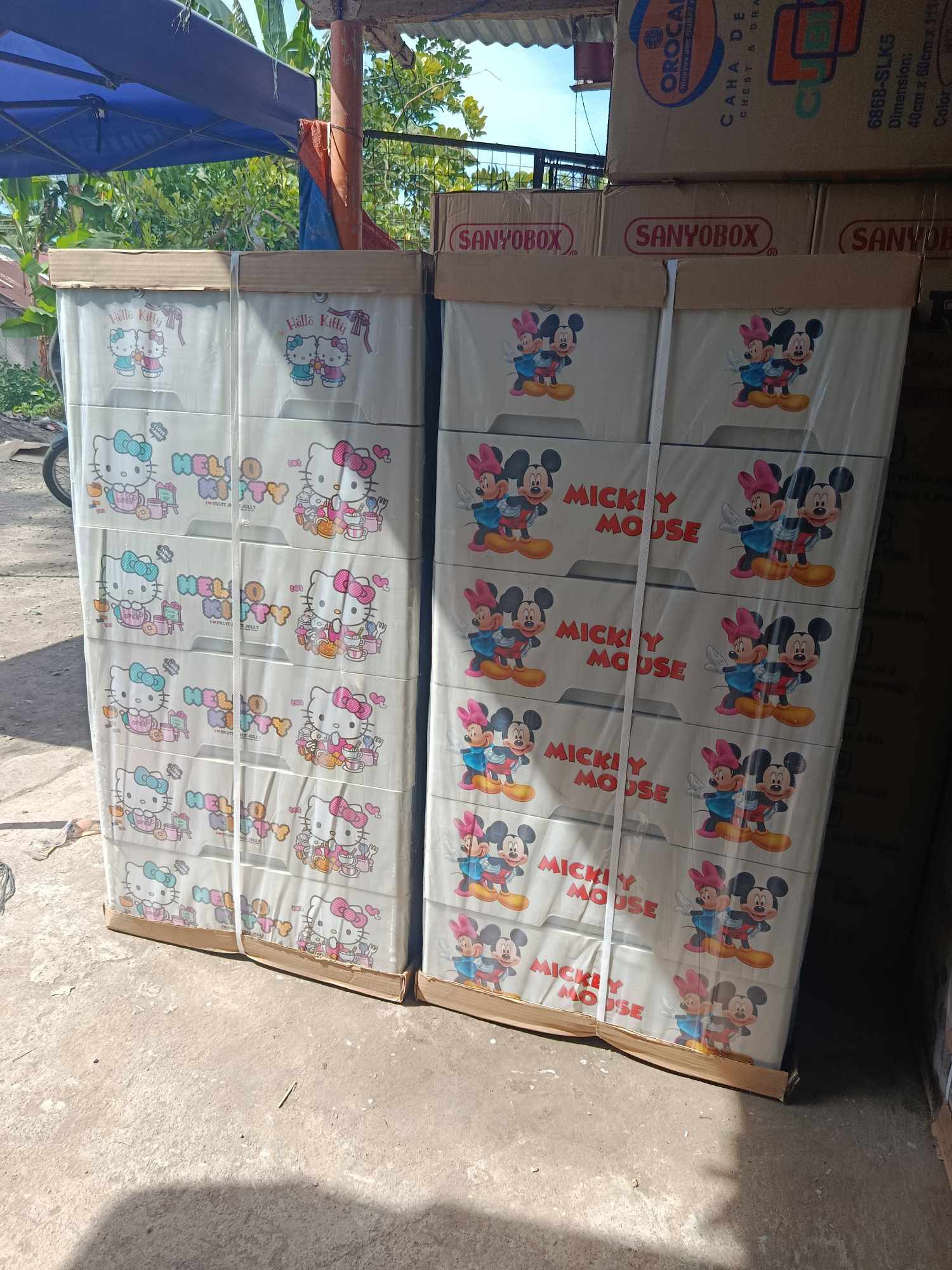 PTPA Super Star Hello Kitty & Mickey mouse Big drawer 6L Less 100 