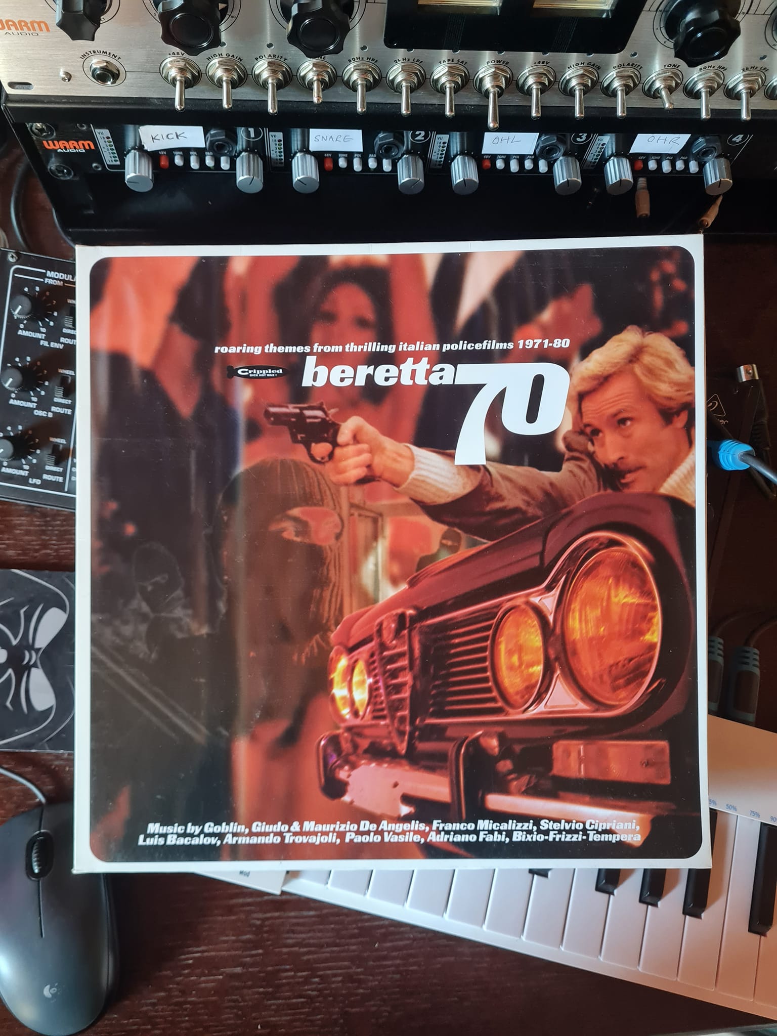 Beretta 70 - Roaring themes from thrilling Italian police films 