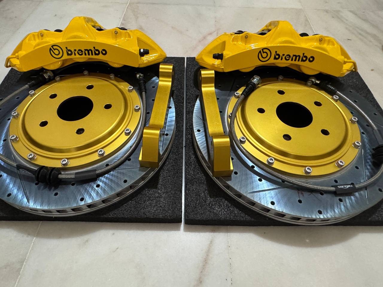 Brembo GT6 Original Yellow✨ Gold Bracket Hub Premium Quality 