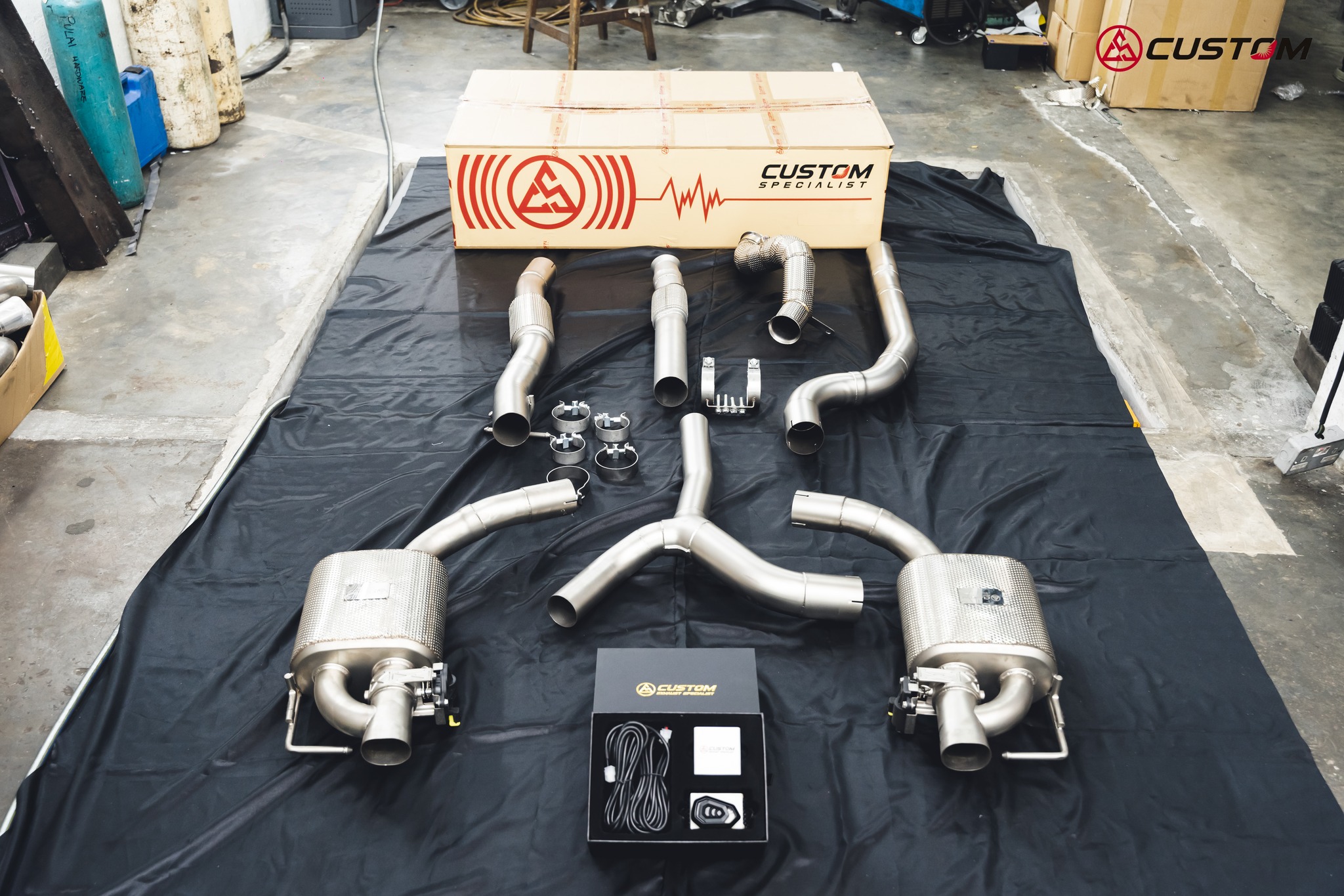CS - Custom Specialist Exhaust