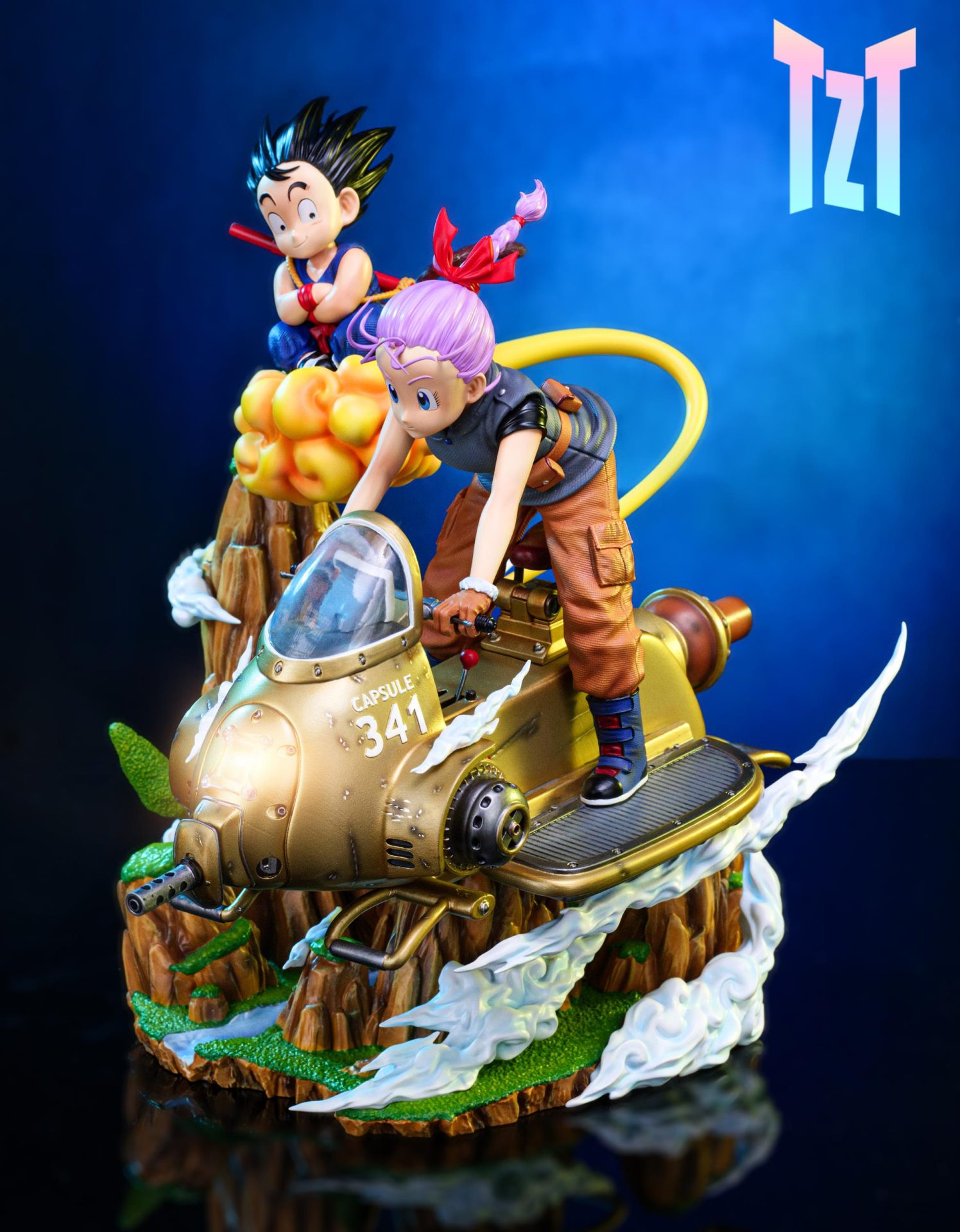 Seven Dragon Balls Set Diameter is 7.6 cm and comes with a base 