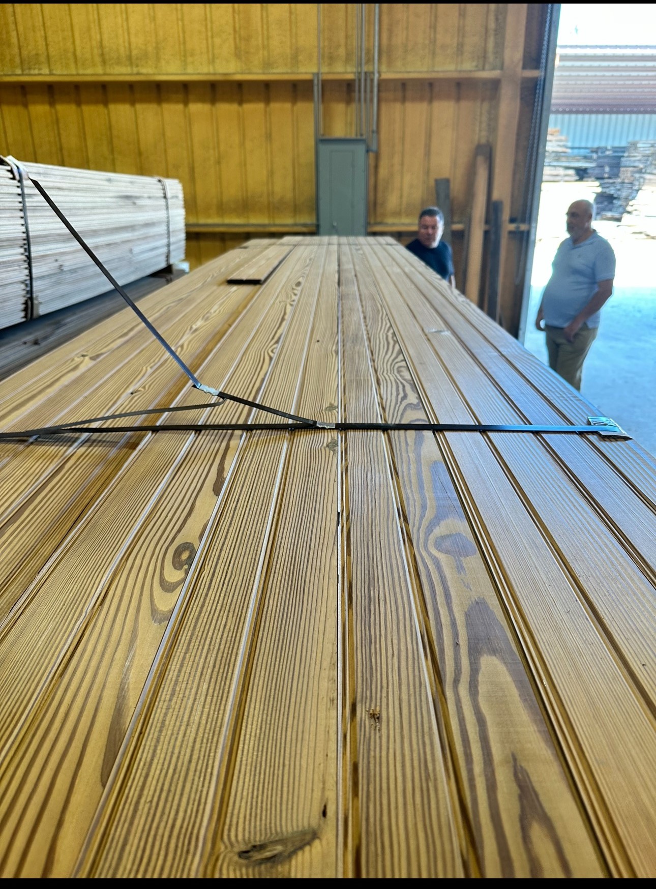Lumber liquidators tobacco road acacia flooring laminate | New | $1,300.00 