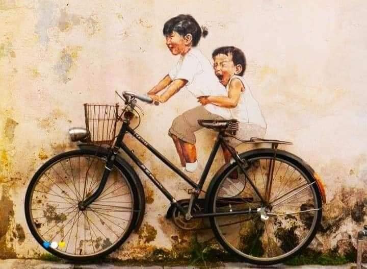 KID 油絵アート 🚴‍♂️🎨 One of Penang's Most Iconic Art Pieces