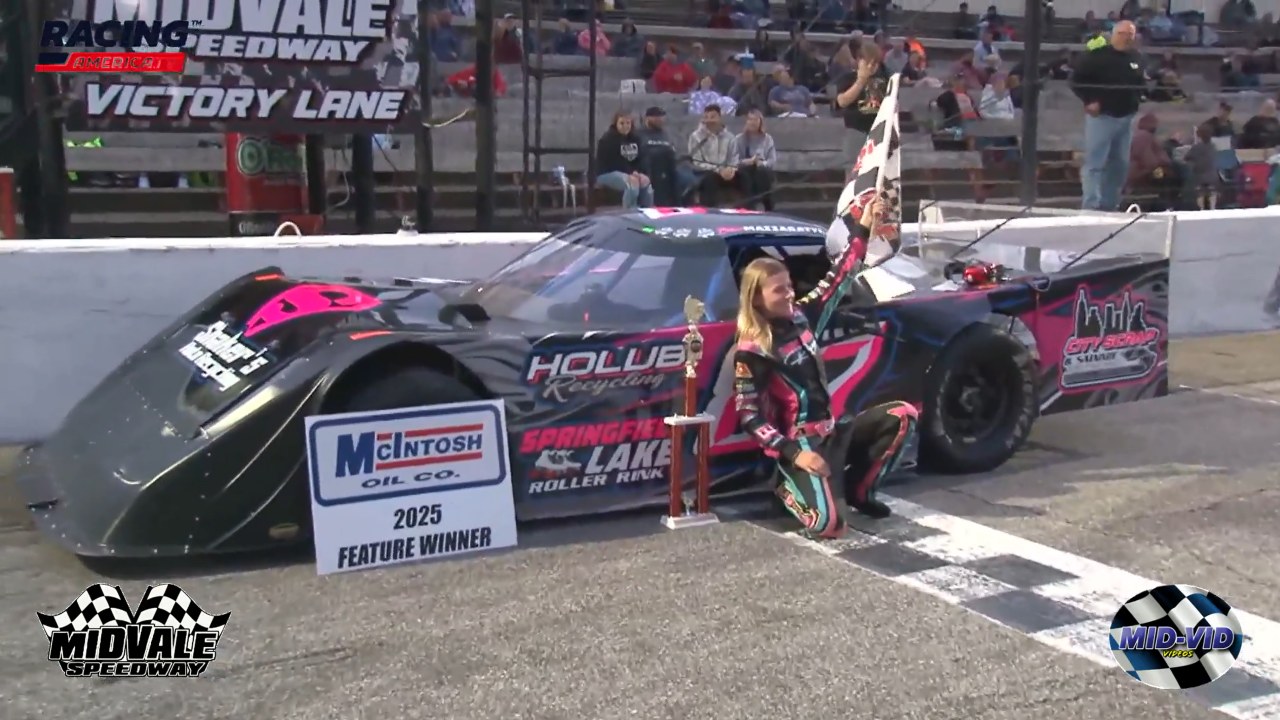 Mazzagatti - Chloe in Super Outlaw Late Model victory lane at Midvale ...
