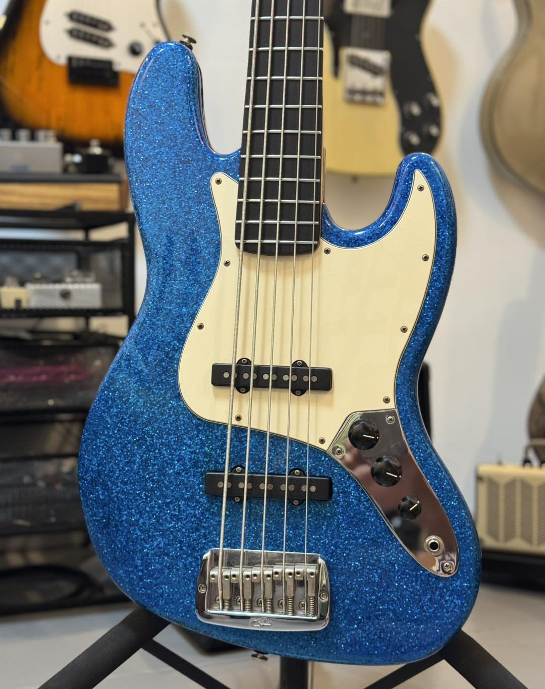 Solfege jazzbass from japan Free bag Free strap Free cable Free