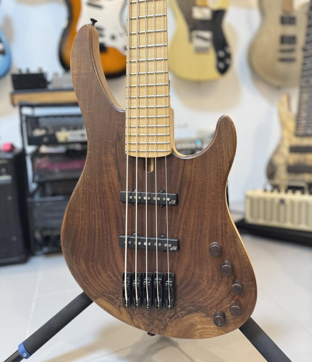 Solfege jazzbass from japan Free bag Free strap Free cable Free